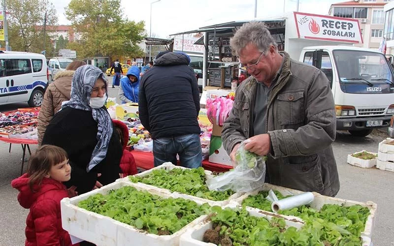 SARAY BELEDİYESİ’NDEN ÜCRETSİZ FİDE