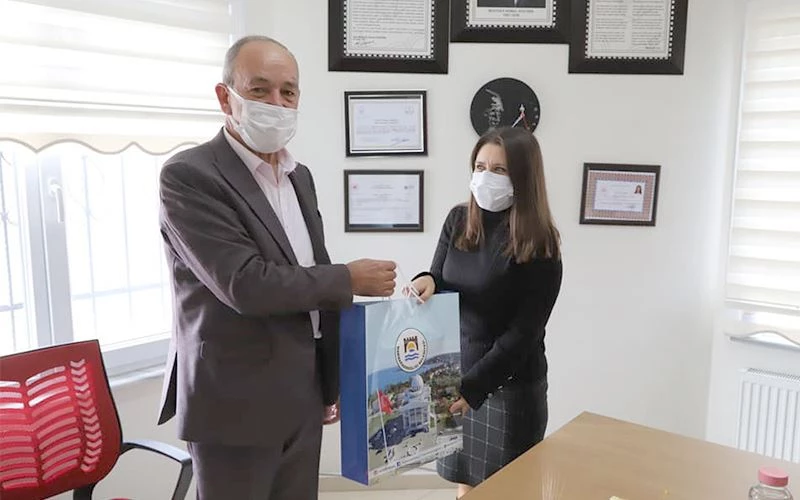 MARMARAEREĞLİSİ BELEDİYESİ ÖĞRETMENLERİ UNUTMADI