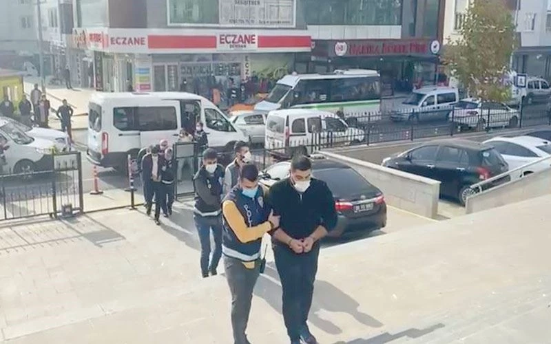 8 KİŞİNİN YARALANDIĞI ÇATIŞMADA 13 ŞÜPHELİ GÖZALTINA ALINDI 