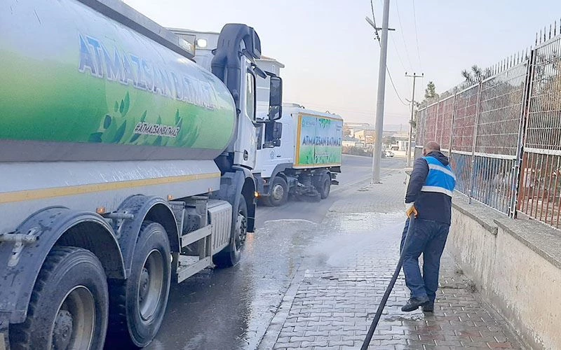 SALGINLA MÜCADELE TAVİZSİZ SÜRÜYOR