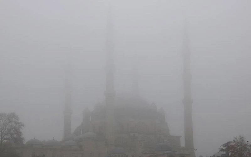 SELİMİYE SİSLE KAPLANDI