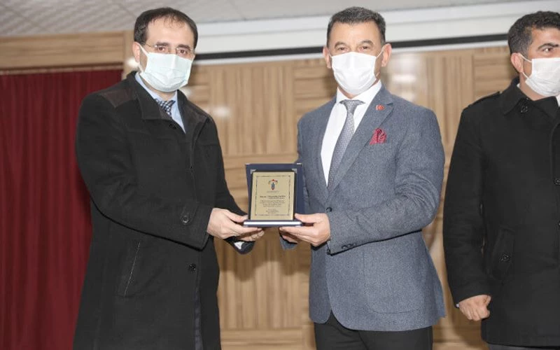 BAŞKAN ÇETİN, ŞEHİT RIZA KOŞAR KONFERANS SALONU’NUN AÇILIŞINA KATILDI