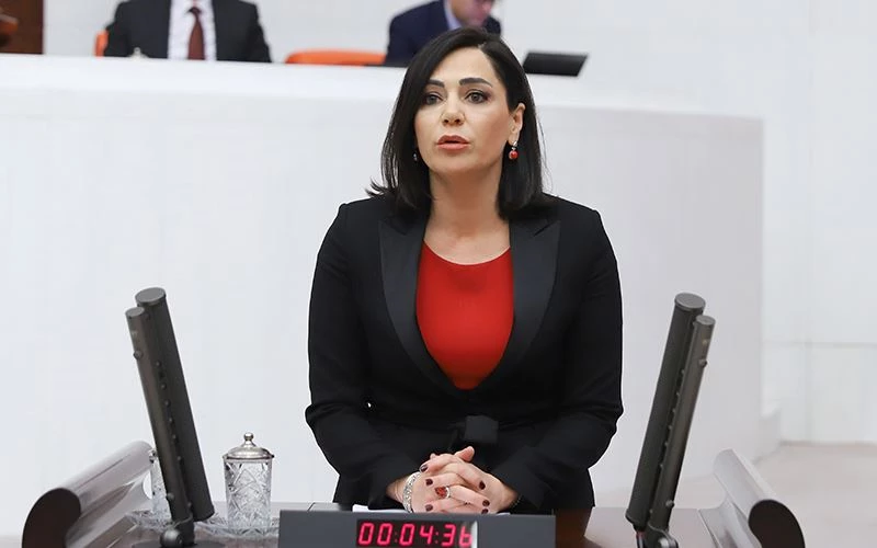 CHP’Lİ YÜCEER: “ÇEVRE, ŞEHİRCİLİK VE İKLİM DEĞİŞİKLİĞİ BAKANLIĞI HUKUKU YOK SAYIYOR”