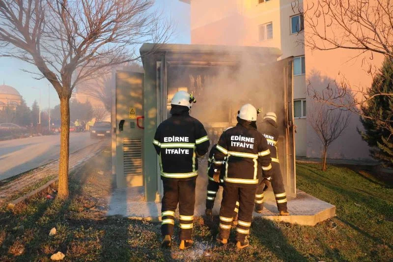 TRAFO PATLAMASI SONRASI YANGINDA GÖZ GÖZÜ GÖRMEDİ