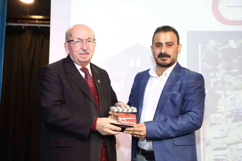 MÜSİLAJ FOTOĞRAFI BİRİNCİLİK GETİRDİ