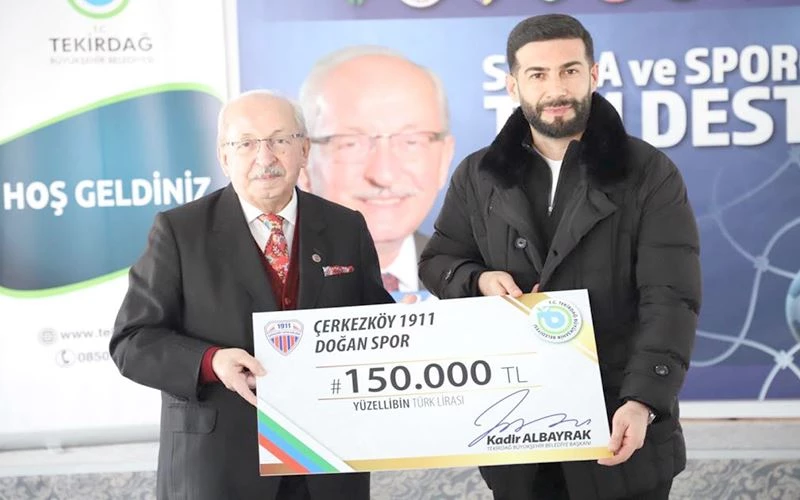 BÜYÜKŞEHİR BELEDİYESİ SPOR KULÜPLERİNE CAN SUYU OLDU
