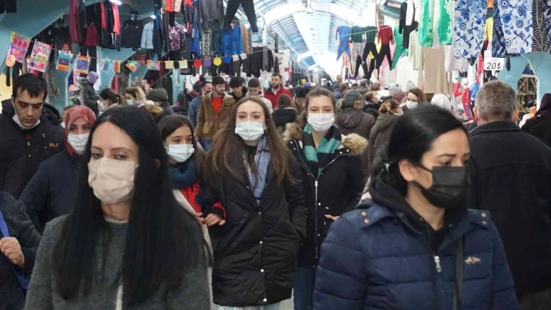 BULGAR TURİSTİN YOKLUĞUNU YERLİ VATANDAŞLAR DOLDURDU 