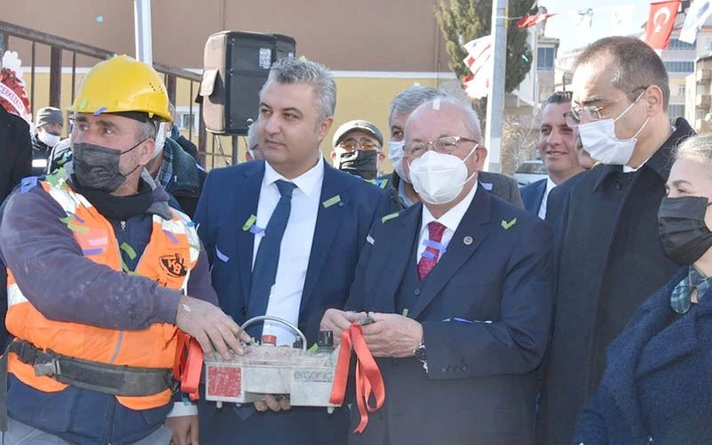 MALKARA ÇOK AMAÇLI SALON’UN TEMELİ DÜZENLENEN TÖRENLE ATILDI