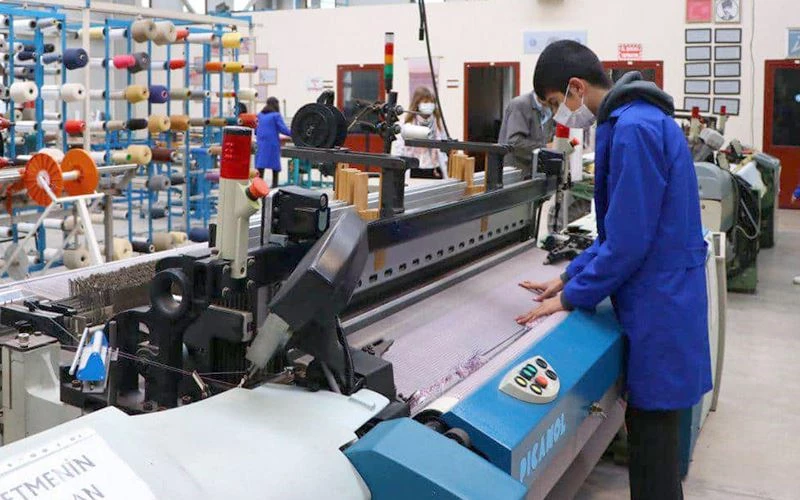 MESLEKİ EĞİTİM MERKEZLERİ İRTİBAT BÜROLARI AÇILIYOR