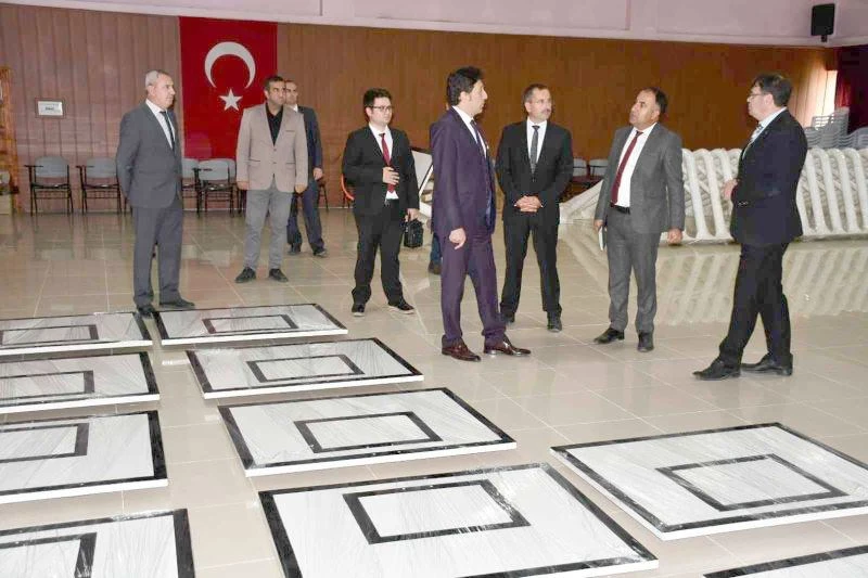 MESLEK OKULU ÖĞRENCİLERİ, OKULLAR İÇİN BASKETBOL POTASI ÜRETİYOR