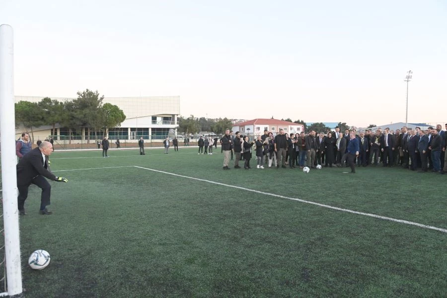 YAŞAR KAPTAN ÇEBİ SPORCU SOSYAL TESİSLERİ TÖRENLE AÇILDI