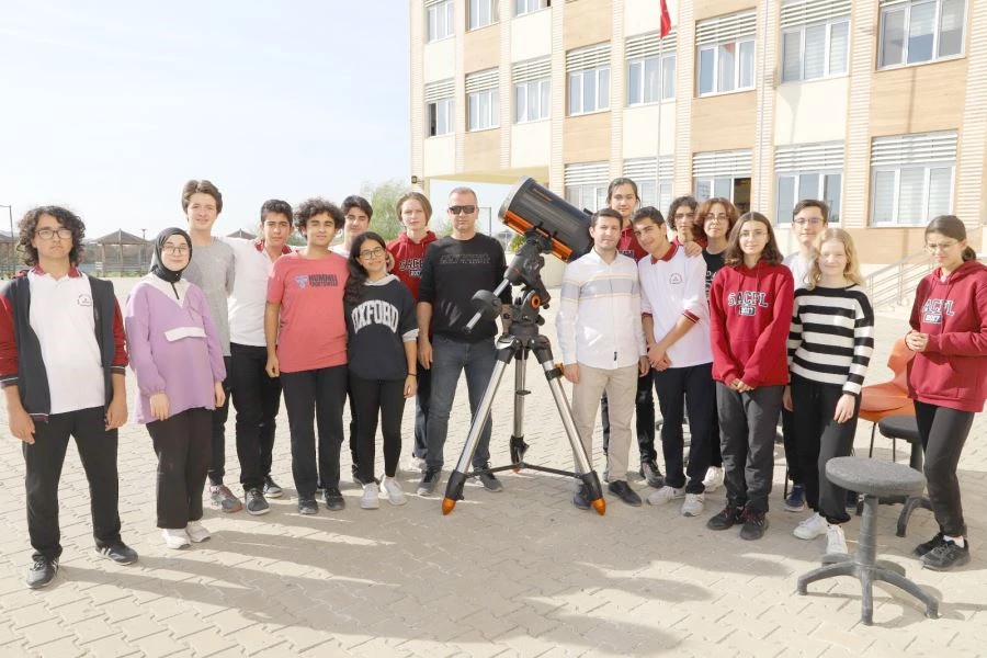 EN NET GÖRÜNTÜLER SEVAL AHMET ÇETİN FEN LİSESİ’NDEN!