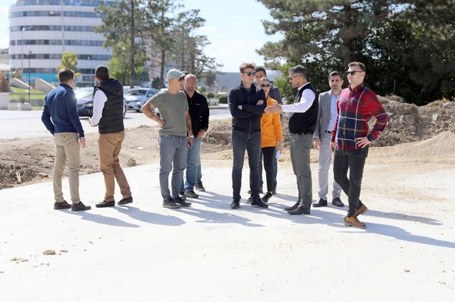 BAŞKAN AKAY BELEDİYE ÇALIŞMALARINI YERİNDE İNCELEDİ