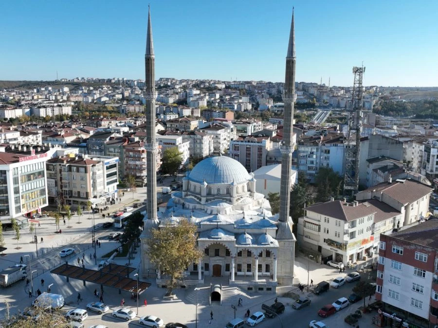 OSMANLI CAMİİ’NİN DIŞ CEHPESİ YENİLENİYOR