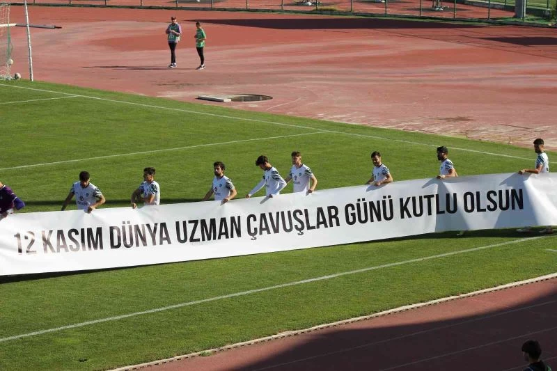 TFF 2. LİG: KIRKLARELİSPOR: 3 - ETİMESGUT BELEDİYESPOR: 1