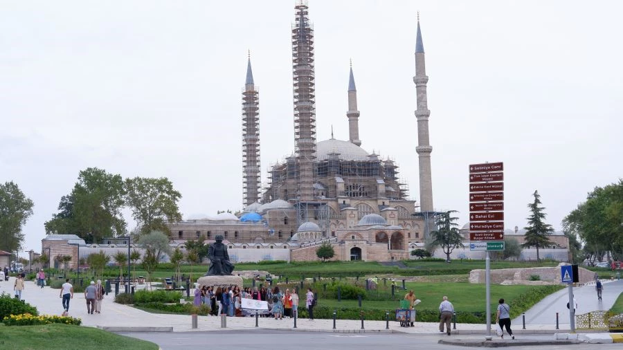 SELİMİYE CAMİİ’NDE RESTORASYON ÇALIŞMALARI SÜRÜYOR