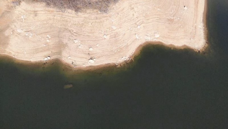 İSTANBUL’U DESTEKLEYEN 10 BARAJIN ORTALAMA DOLULUK ORANI YÜZDE 34’LERE DÜŞTÜ