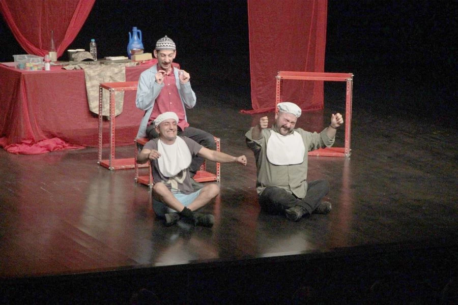 İYİ KÖTÜ ÇİRKİN BÜYÜK İLGİ GÖRDÜ