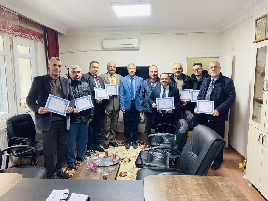 DİN GÖREVLİLERİ ÖDÜLLENDİRİLDİ