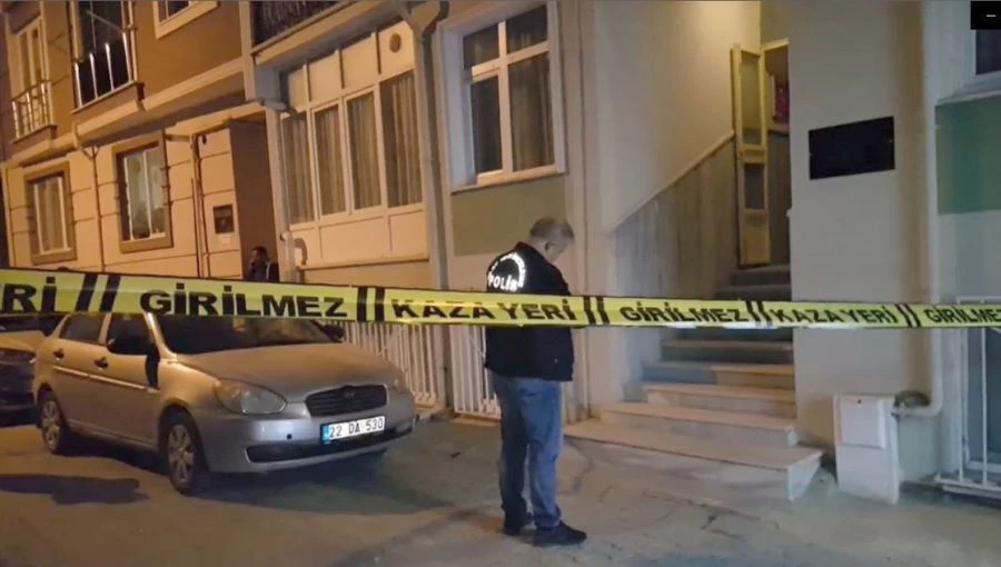 CESEDİ 20 GÜN SONRA ÇÜRÜMÜŞ HALDE BULUNDU	