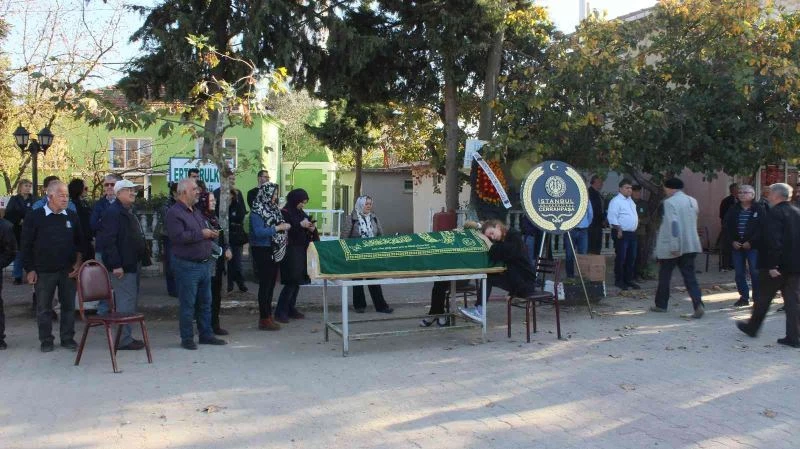 KORONA VİRÜS BİLİM KURULU ÜYESİ PROF. DR. MİDİLLİ MEMLEKETİNDE TOPRAĞA VERİLDİ