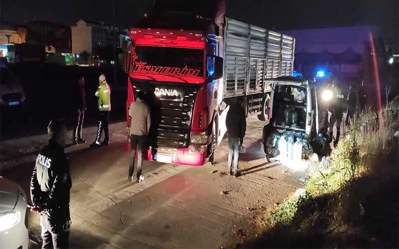 ÇALDIĞI MAZOTU UCUZA SATARKEN YAKALANDI