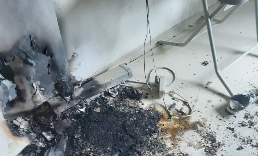 PANSİYON ODASINDA YANGIN: 1 ÖLÜ