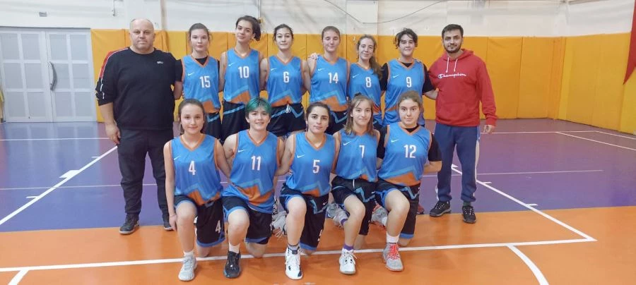 SARAY’IN KIZLARI İLKE İMZA ATTI