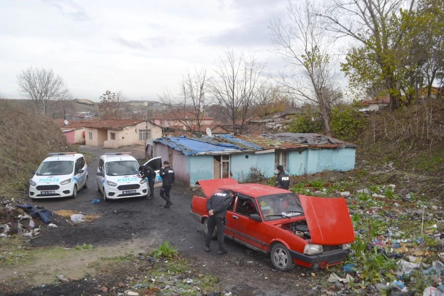 ÇALINAN OTOMOBİLİNİN BULUNMASINA SEVİNEMEDİ