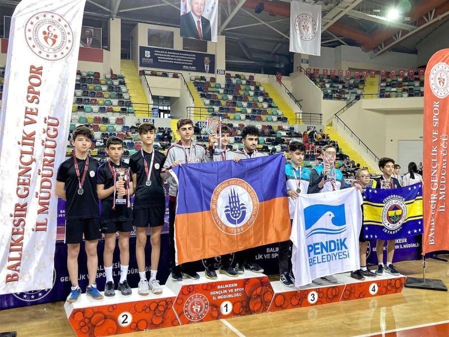 ÇERKEZKÖY MASA TENİSİ ERKEK TAKIMI BÖLGE İKİNCİSİ OLDU