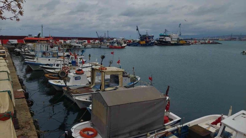 MARMARA DENİZİ ULAŞIMINA POYRAZ ENGELİ