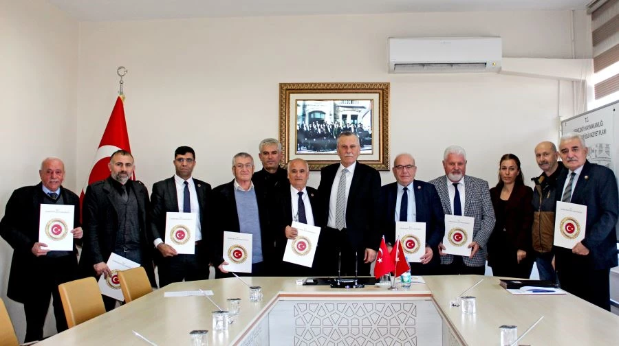 KAYMAKAM GÜNLÜ, ÇERKEZKÖY MUHTARLARI İLE İSTİŞARE TOPLANTISI DÜZENLEDİ