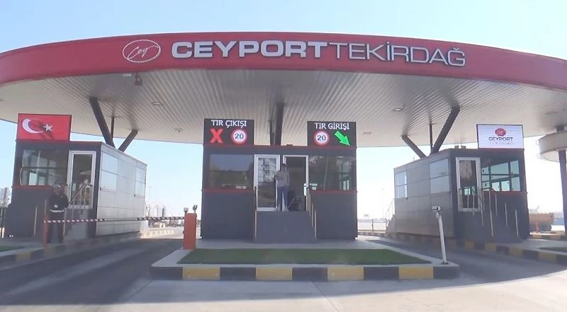 DEVLET KARARINI DİKKATE ALMAYAN ÖZEL LİMANA VALİLİKTEN SUÇ DUYURUSU