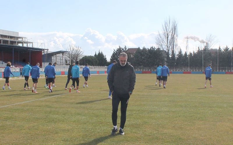 TEKNİK DİREKTÖR AYDIN: ÇOK ÜZGÜNÜM!