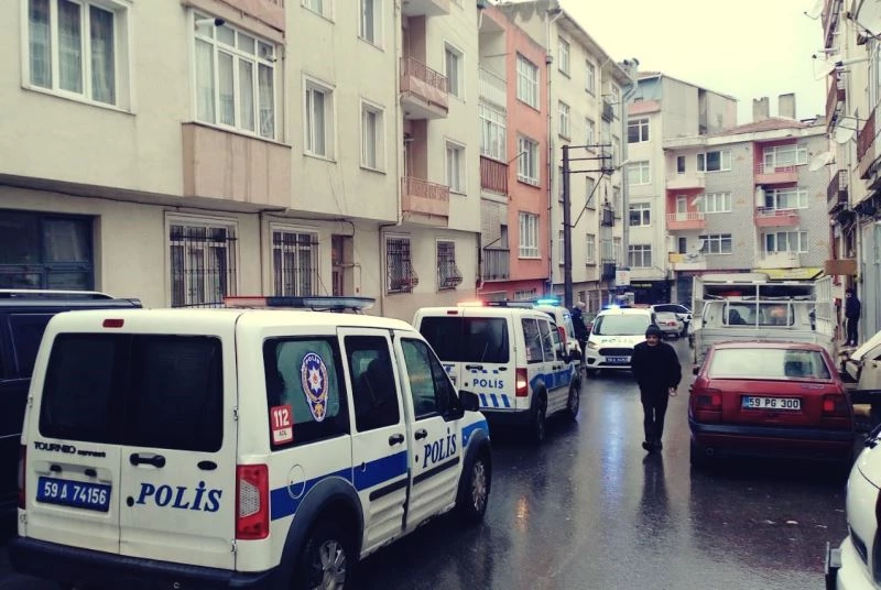 BUZDOLABI YÜZÜNDEN TARTIŞTIĞI KİŞİNİN İŞ YERİNE ATEŞ AÇTI