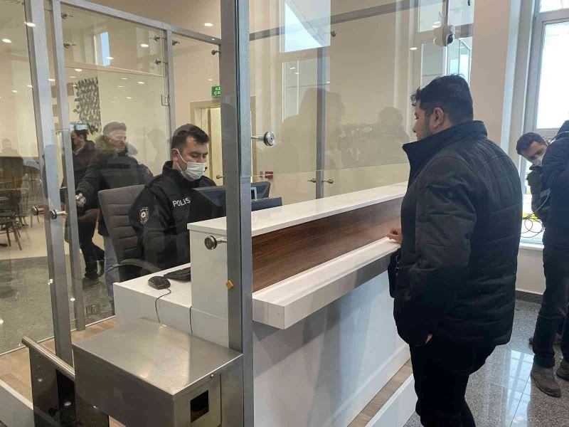 ODESSA’DAN GELEN İLK KAFİLE 24 SAATİN ARDINDAN EDİRNE’YE ULAŞTI