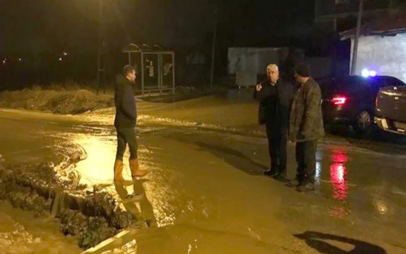 BAŞKAN  RASİM YÜKSEL ZAMAN GÖZETMEKSİZİN SAHADA