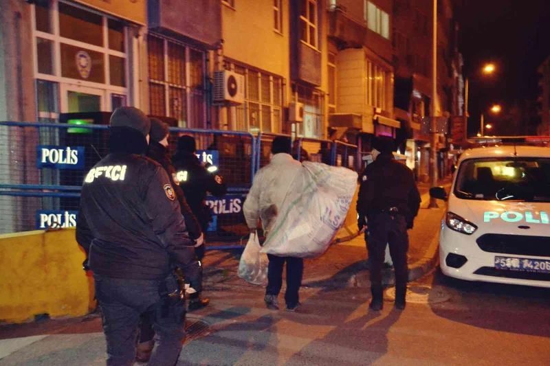 KABLO ÇALARKEN YAKALANDI