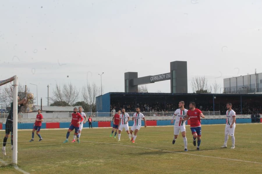 1911 ÇERKEZKÖYSPOR TEKİRDĞSPOR MAÇI BİR KEZ DAHA ERTELENDİ