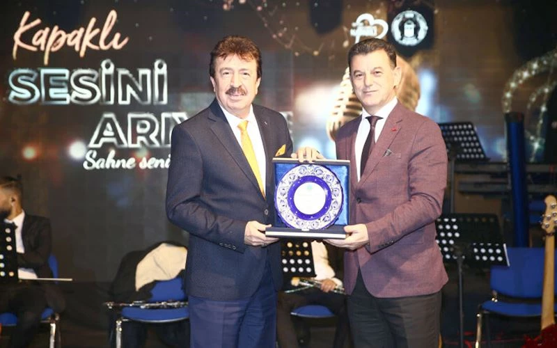 ‘KAPAKLI SESİNİ ARIYOR’ YARIŞMASINDA MUHTEŞEM FİNAL