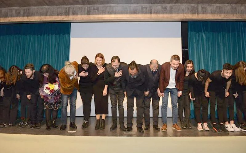 SÜLEYMANPAŞA BELEDİYE KONSERVATUVARINDAN TİYATROLAR GÜNÜ KUTLAMA PROGRAMI