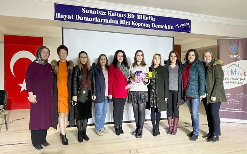 DÜNYA EMEKÇİ KADINLAR GÜNÜ’NDE ŞARKÖY VE ÇERKEZKÖY’DE SEMİNER DÜZENLEDİ