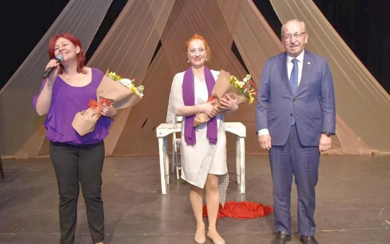 SARDUNYA KOKAN KADINLAR OYUNU TEKİRDAĞLI KADINLAR İLE BULUŞTU