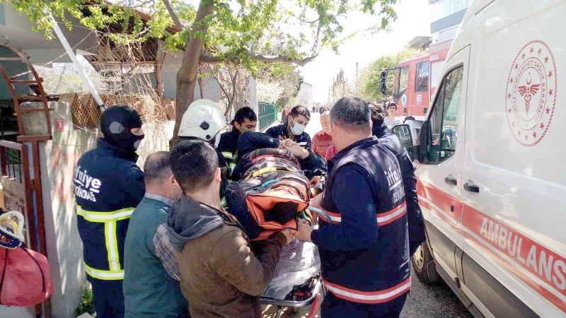 ANTEN AYARLARKEN ÇATIDAN ÇATIYA DÜŞTÜ