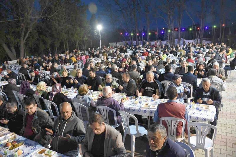 ŞAHPAZ MAHALLESİ İFTAR GELENEĞİ YAŞATIYOR