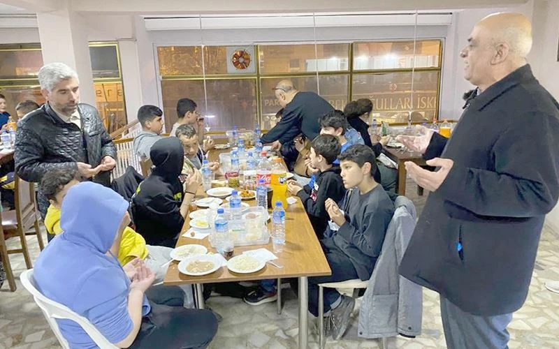 ŞARKÖY MÜFTÜLÜĞÜ’NDEN GENÇLERE İFTAR