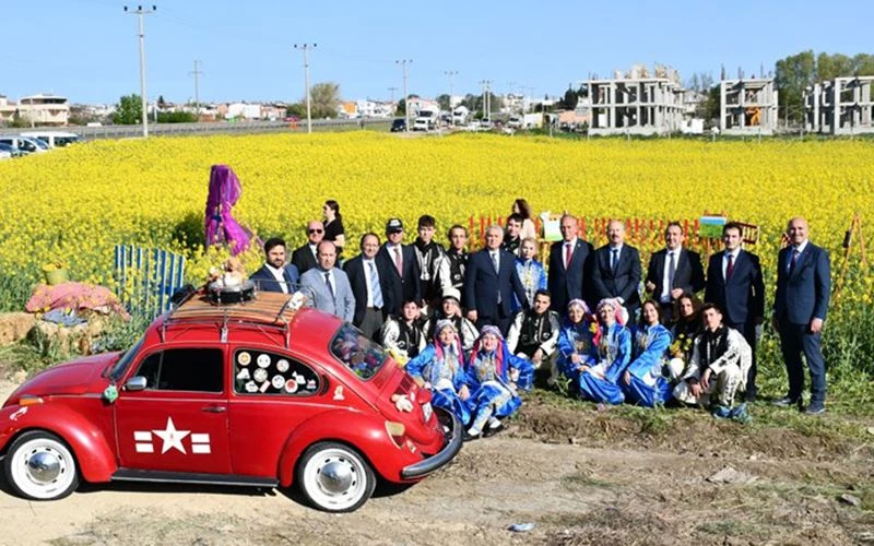 VALİ AZİZ YILDIRIM FOTO KANOLA ETKİNLİĞİ’NE KATILDI