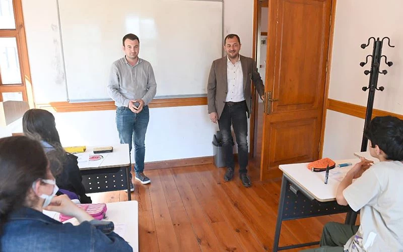 BAŞKAN YÜKSEL BİLGİ EVİ ÖĞRENCİLERİ İLE BİR ARAYA GELDİ