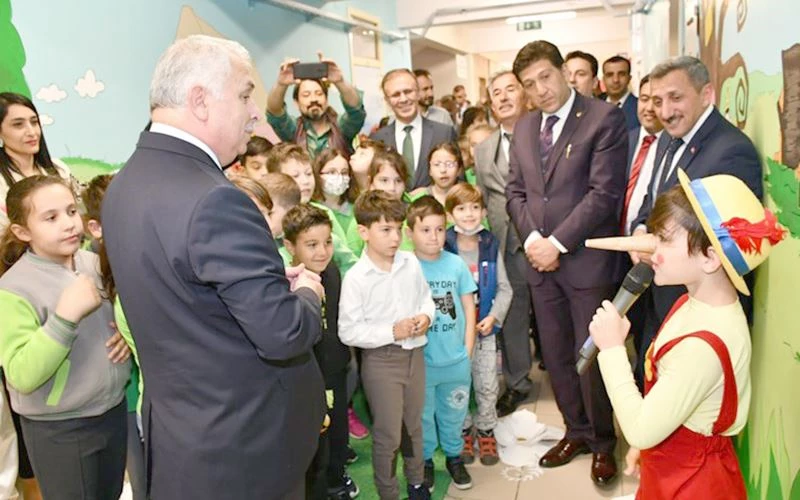 VALİ AZİZ YILDIRIM MASAL VADİSİ’NİN AÇILIŞINI YAPTI