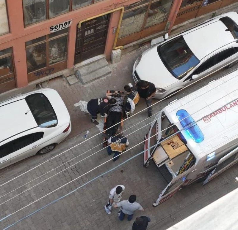 SOKAK ORTASINDA SİLAHLA VURULDU